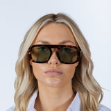 Retro Navigator Sunglasses in Green Brown Tortoiseshell
