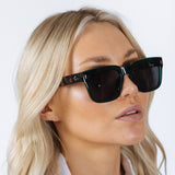 Square Sunglasses in Green Black
