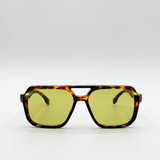 Navigator Sunglasses in Tortoiseshell Olive Lense