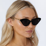 Cat-Eye Sunglasses in Black