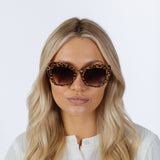 Oversized Cat-Eye Sunglasses in Brown Red