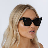 Oversized Cat-Eye Sunglasses in Black