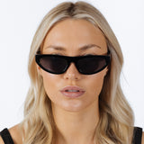 Retro Oval Sunglasses in Black