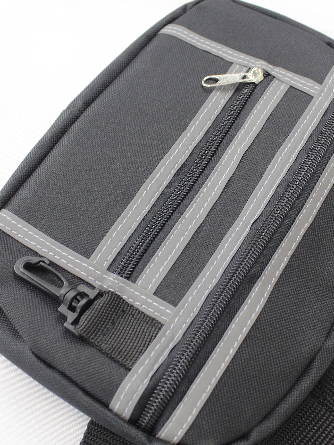 BLACK CHEST BAG - svnx