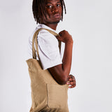 Linen tote bag with front pocket in bay leaf