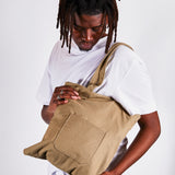 Linen tote bag with front pocket in bay leaf