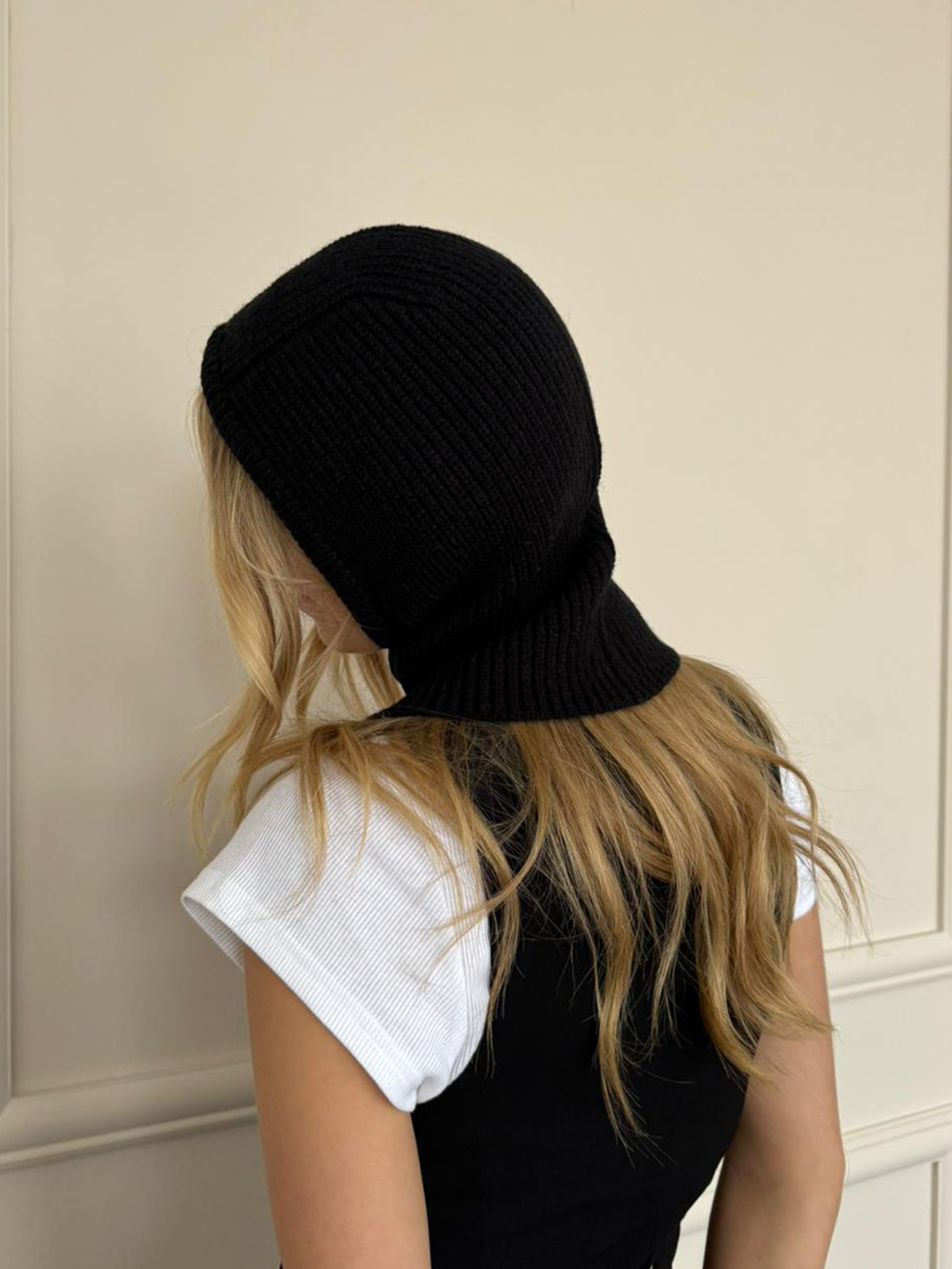 Knitted Balaclava with Snap Fastening - svnx