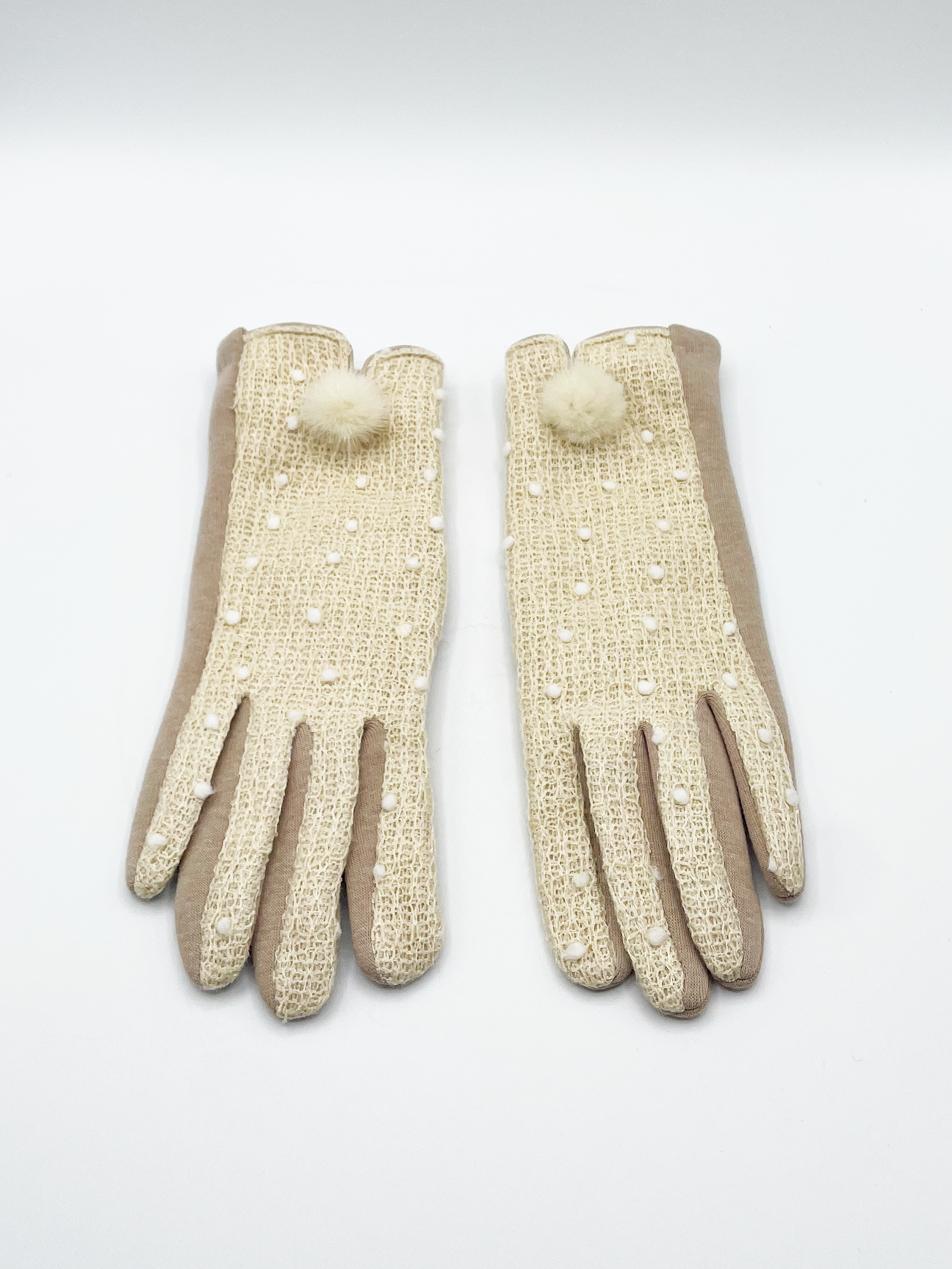 Beige crochet gloves with Pom Pom - svnx