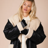 Christmas Print Gloves In Black