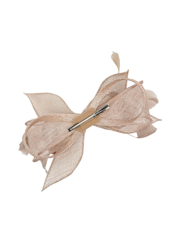 Bow Shaped Fascinator with Sinamay Curls & Feathers in Nude - svnx