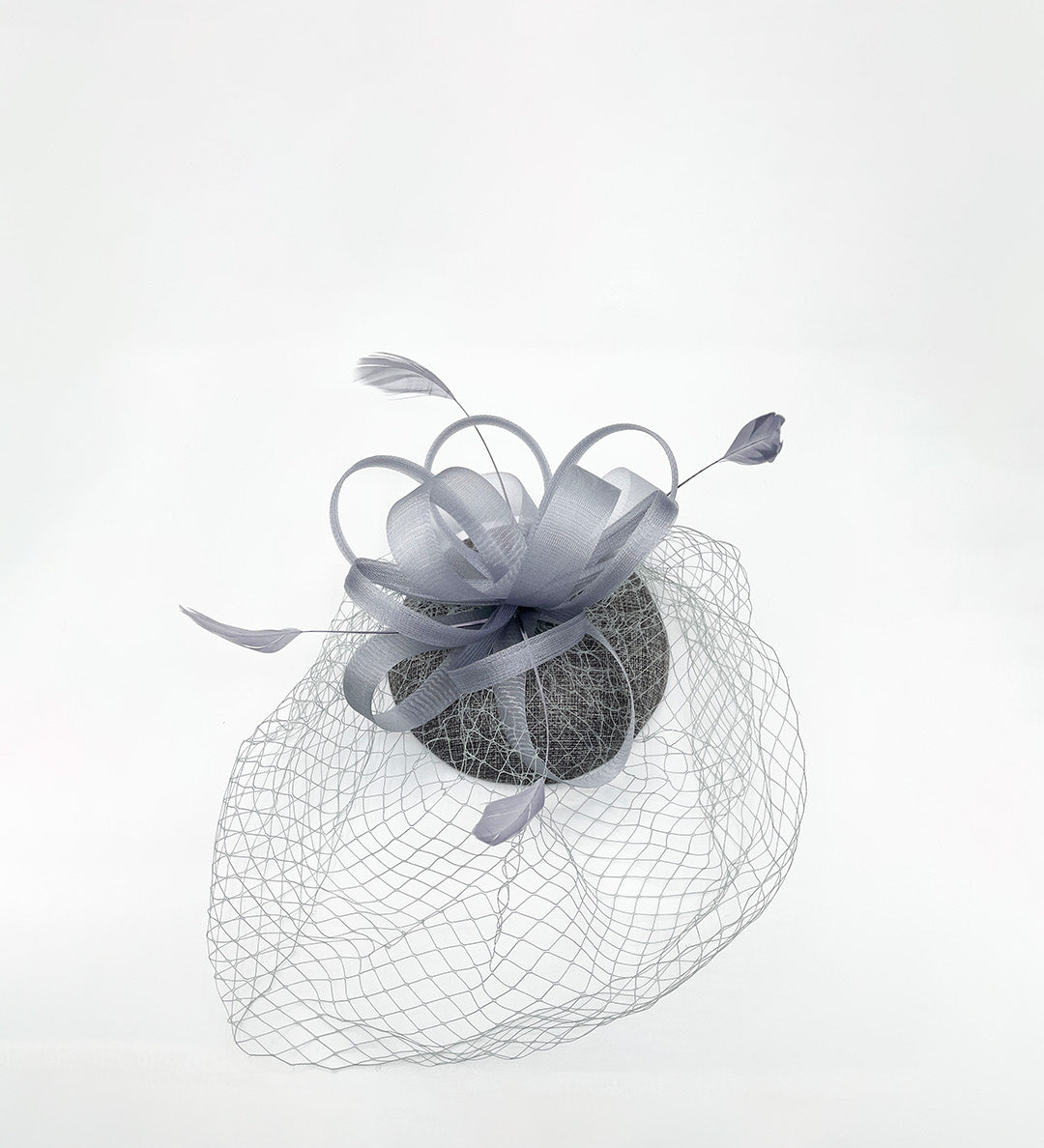 Bow Feather & Net Disc Fascinator in Grey