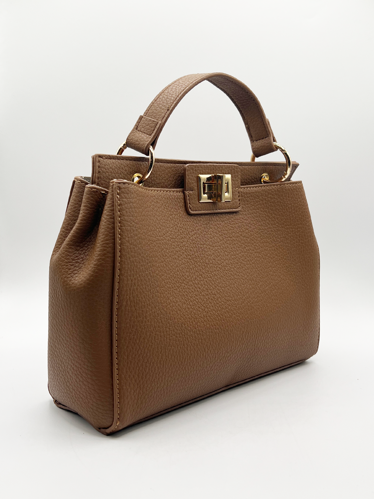 Brown faux leather handbag with gold trim - svnx