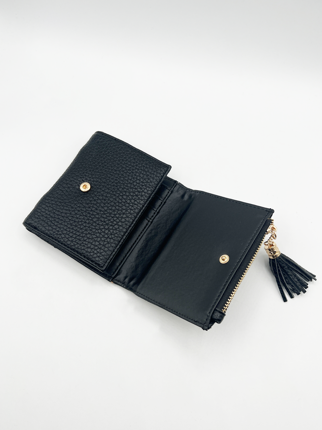 Bee Embellishment Purse in Black - svnx