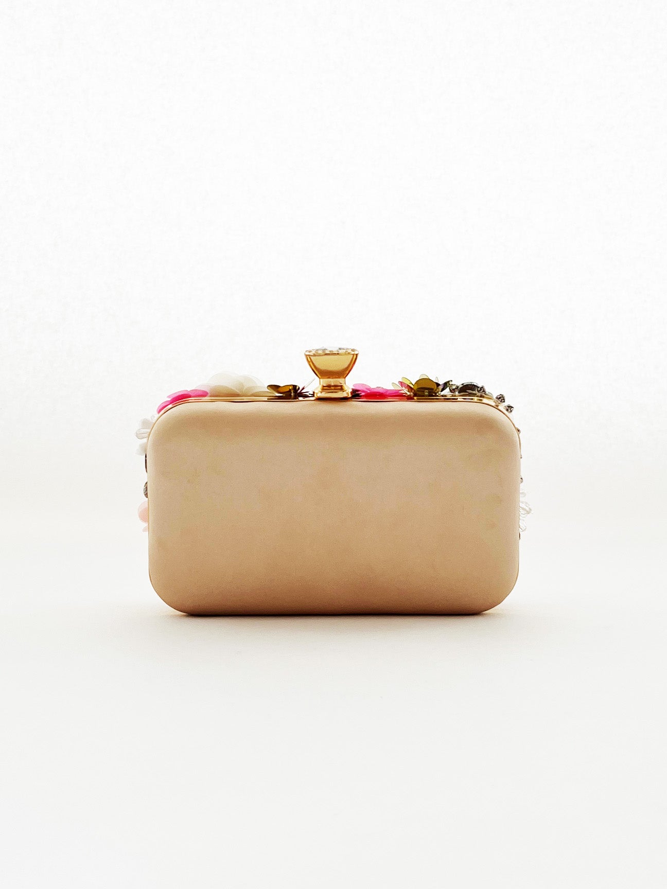 Floral Applique Clutch Bag in Cream - svnx