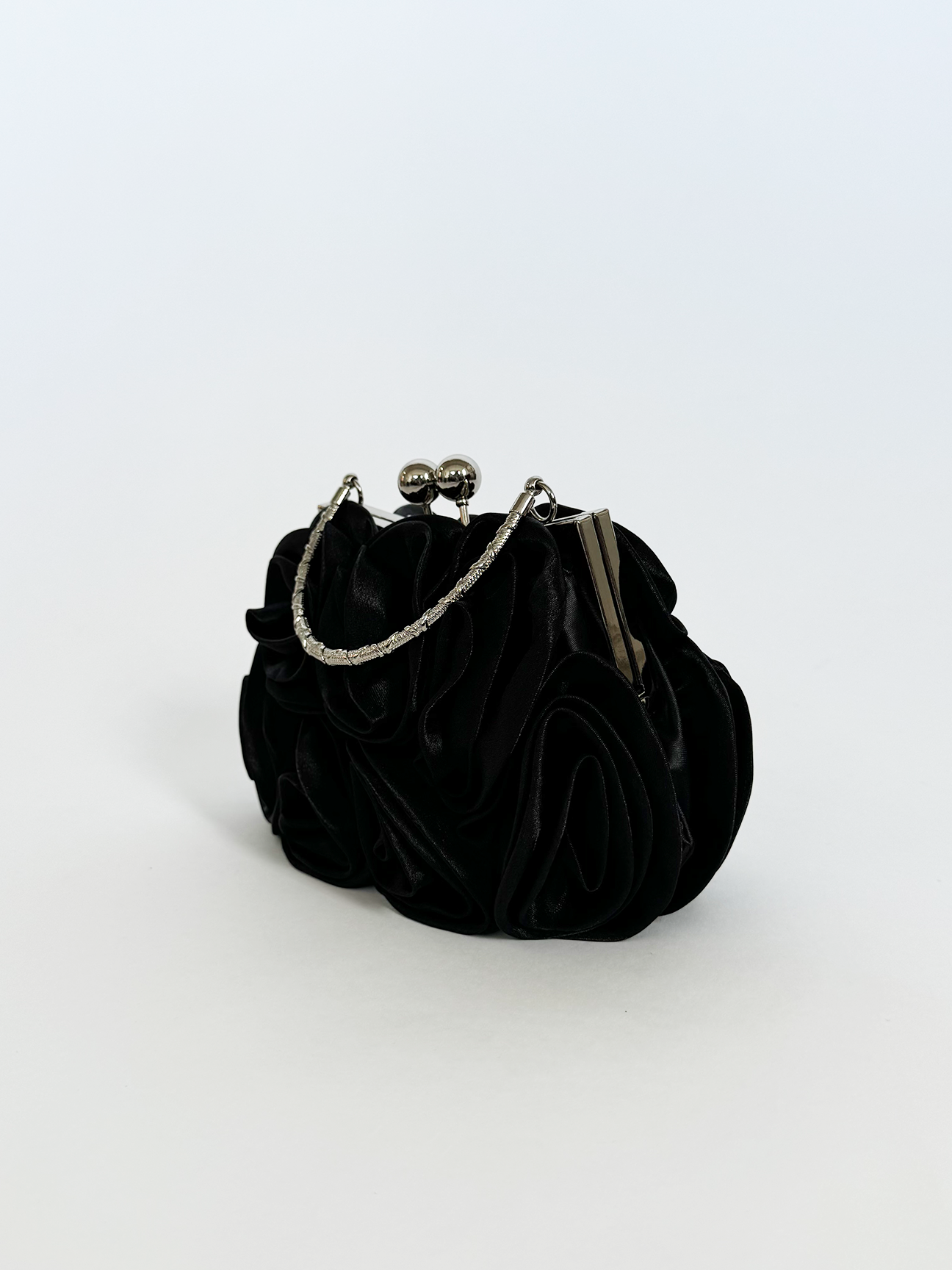 3D Rose Clutch Bag in Black - svnx