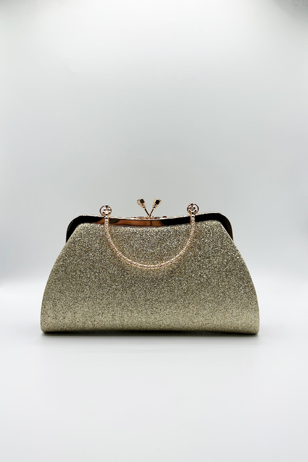 Glitter Metallic Fibre Clutch Bag in Gold - svnx