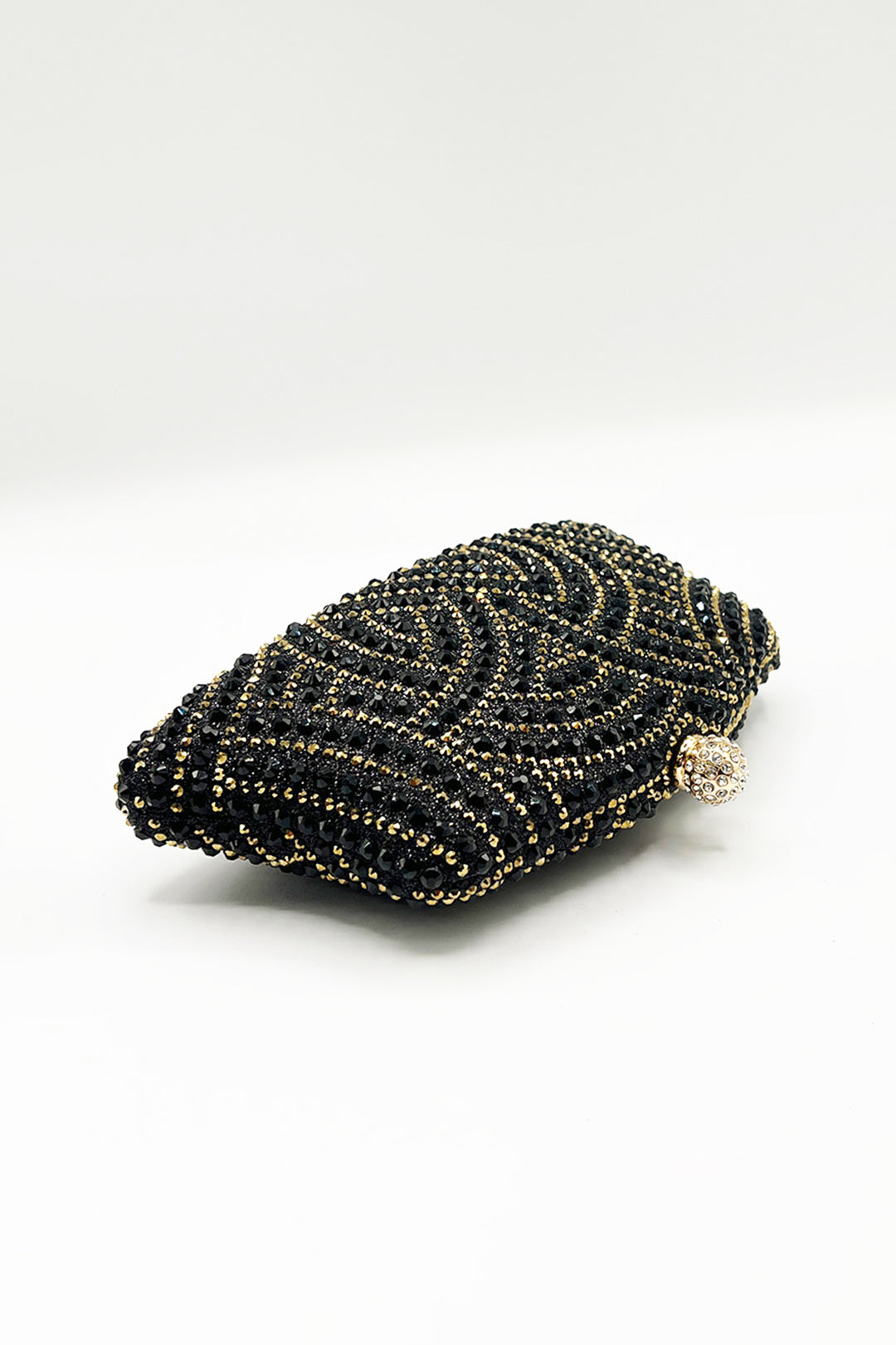 Embellished Clutch Bag In Black - svnx
