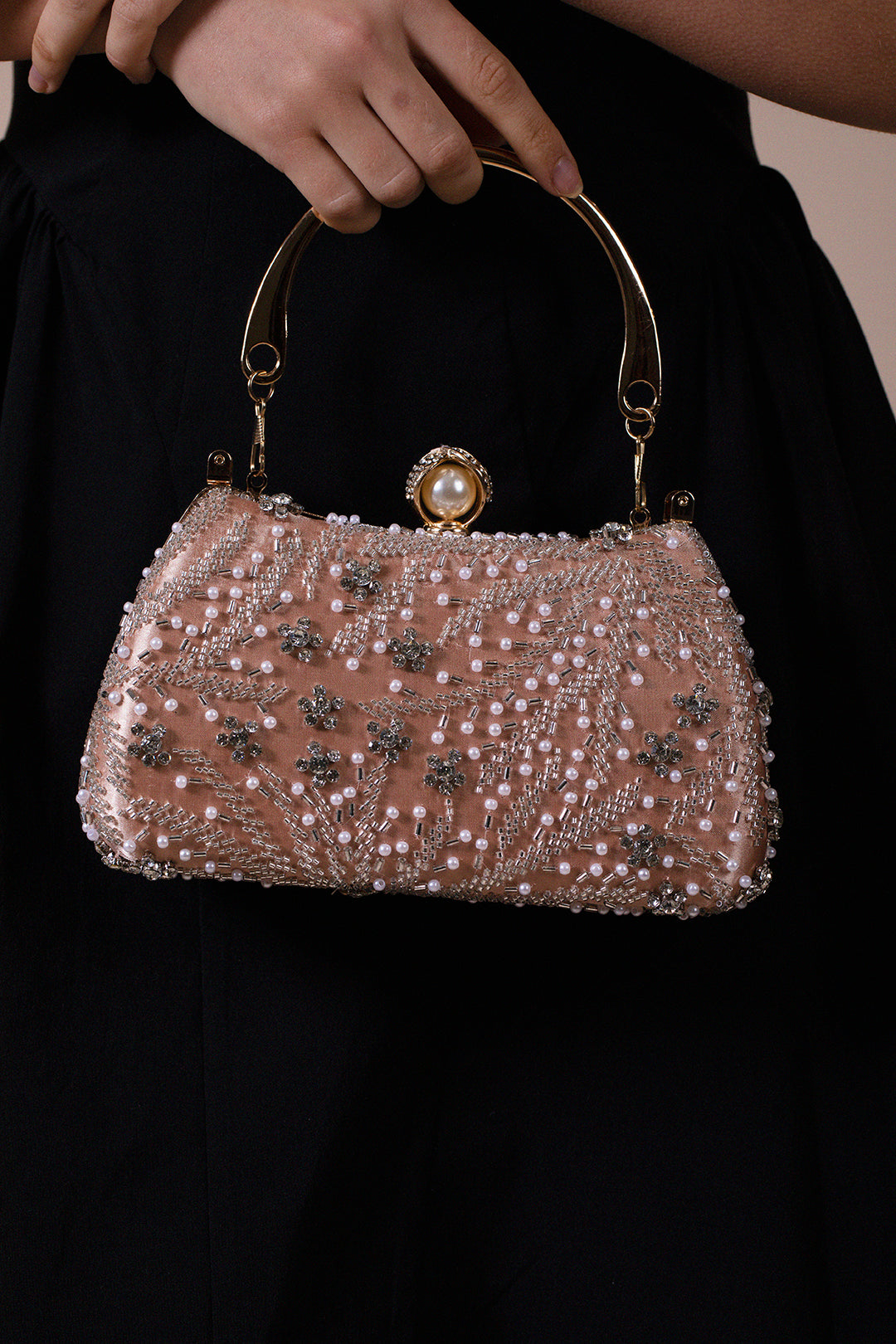 Floral Beaded Clutch Bag In Champagne - svnx