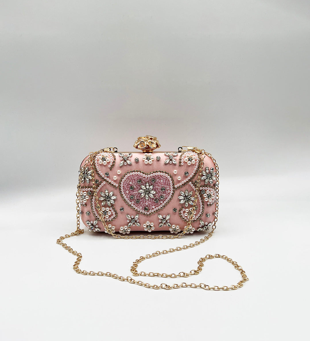 Embellished Heart Clutch Bag In Pink - svnx