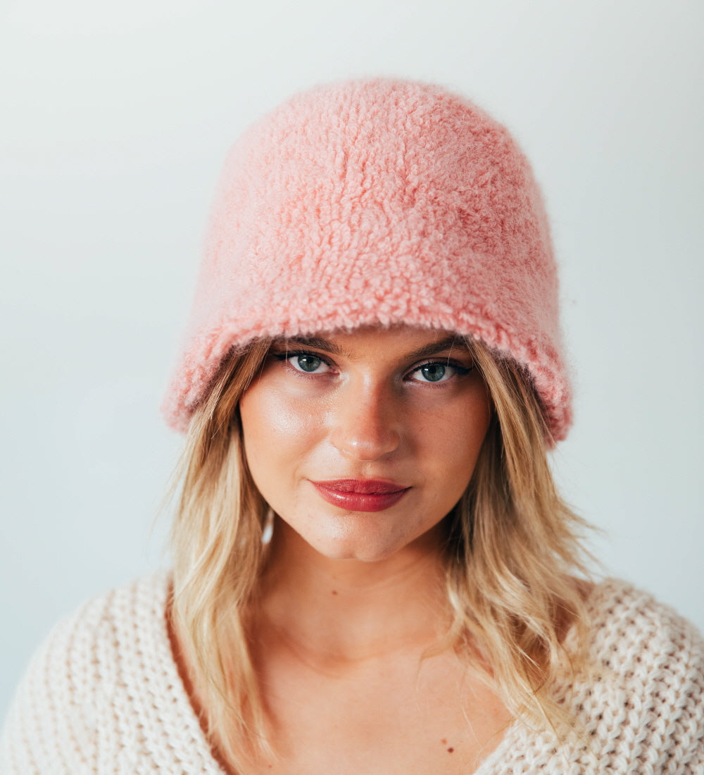 Soft Bucket Hat in Pink - svnx