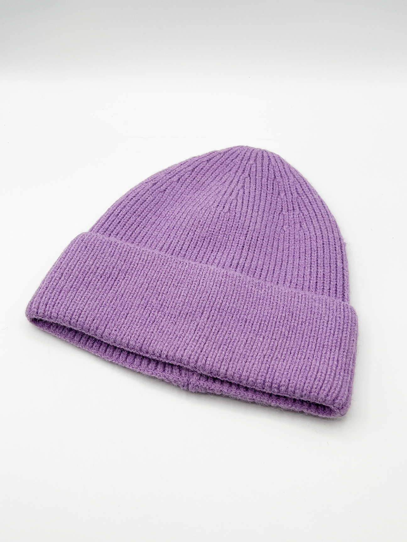 Ribbed Beanie Hat In Purple - svnx
