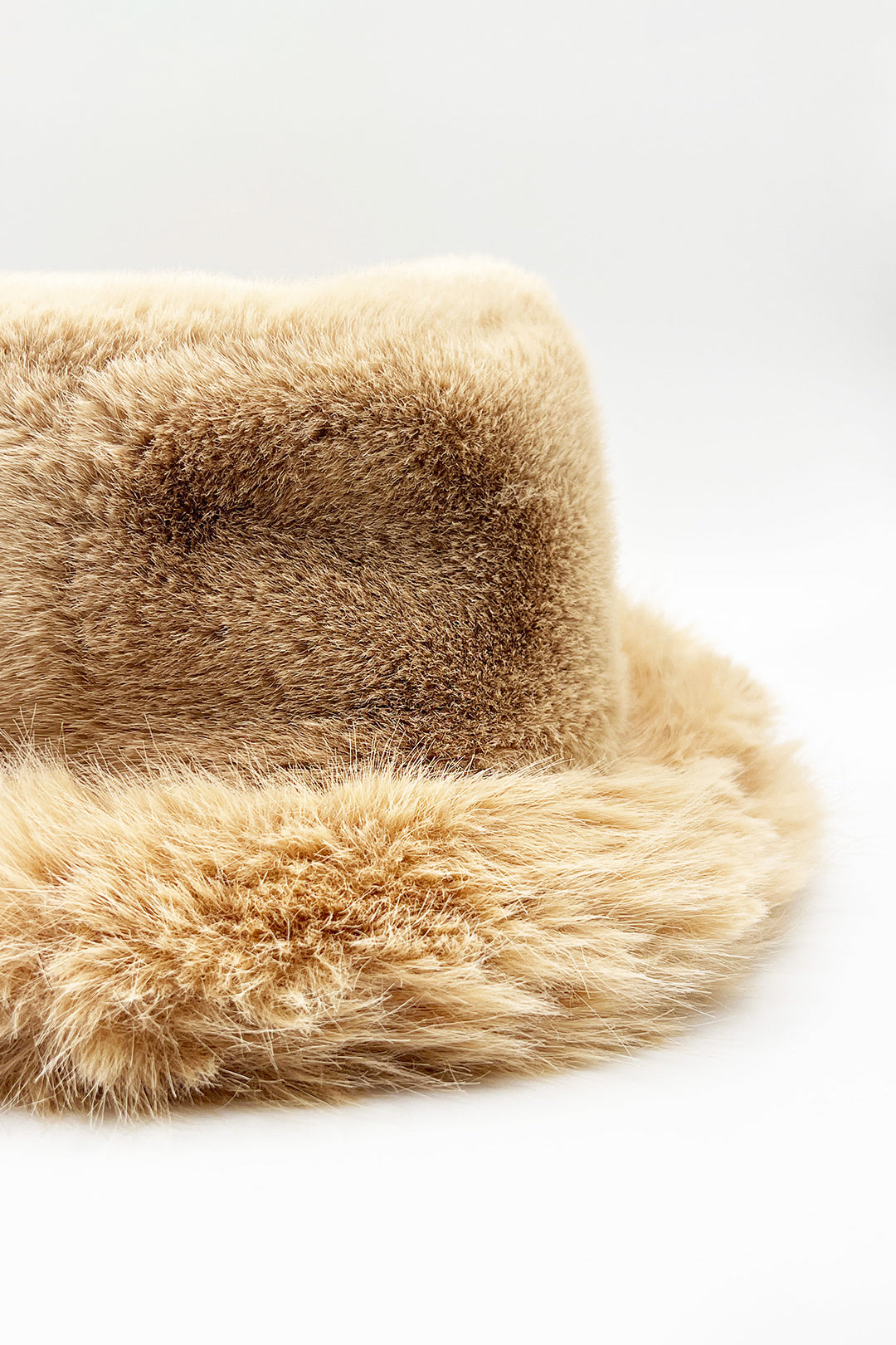 Faux Fur Bucket Hat In Beige - svnx
