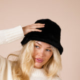 Soft Textured Bucket Hat In Black