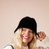 Soft Seamless Bucket Hat In Black