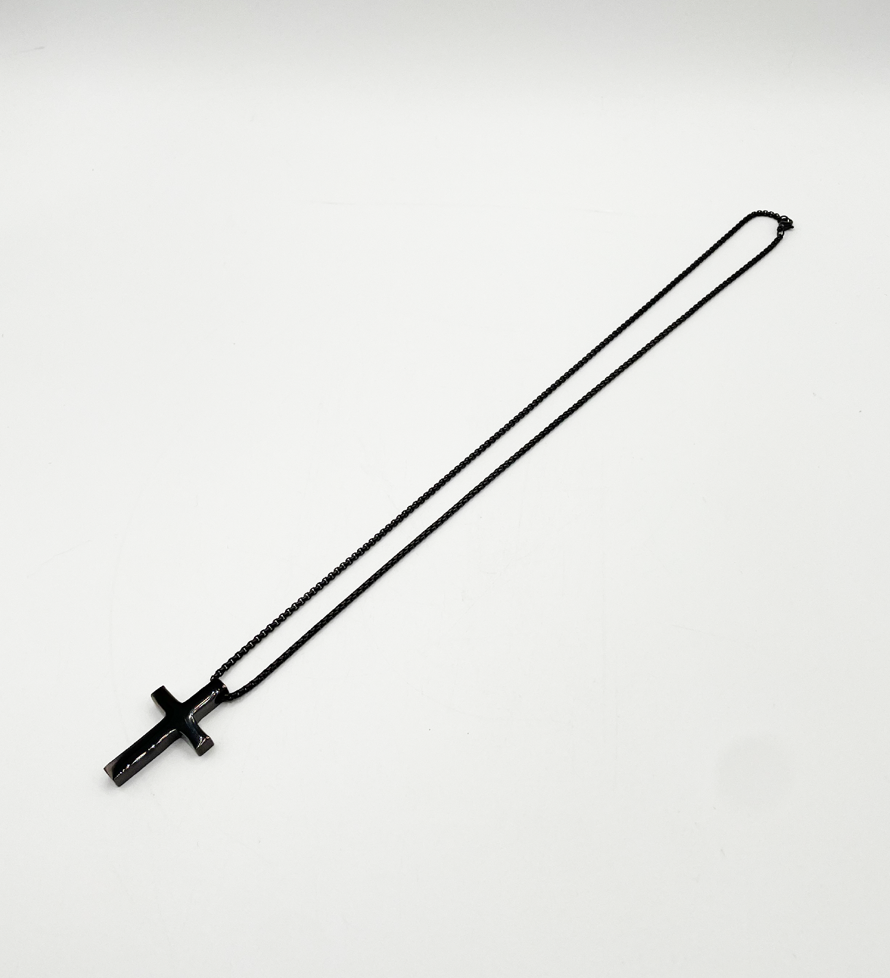 Cross Pendant Necklace in Black - svnx