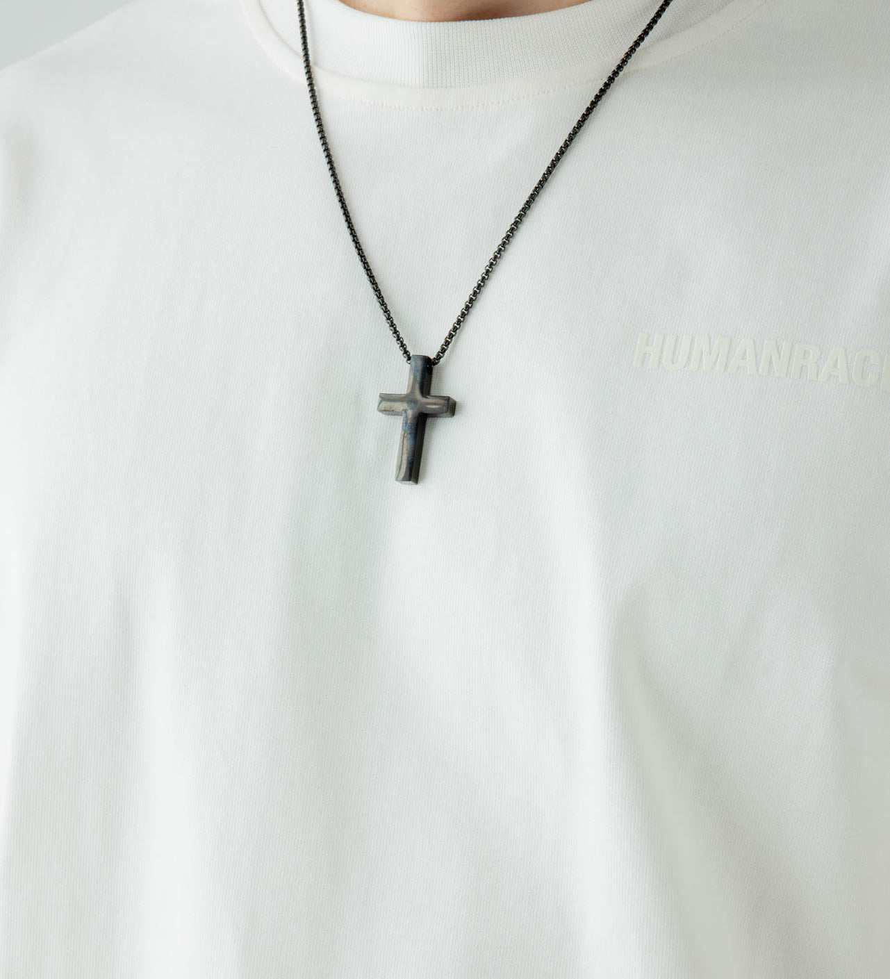 Cross Pendant Necklace in Black - svnx