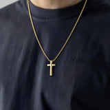 Cross Prendant Necklace In Gold