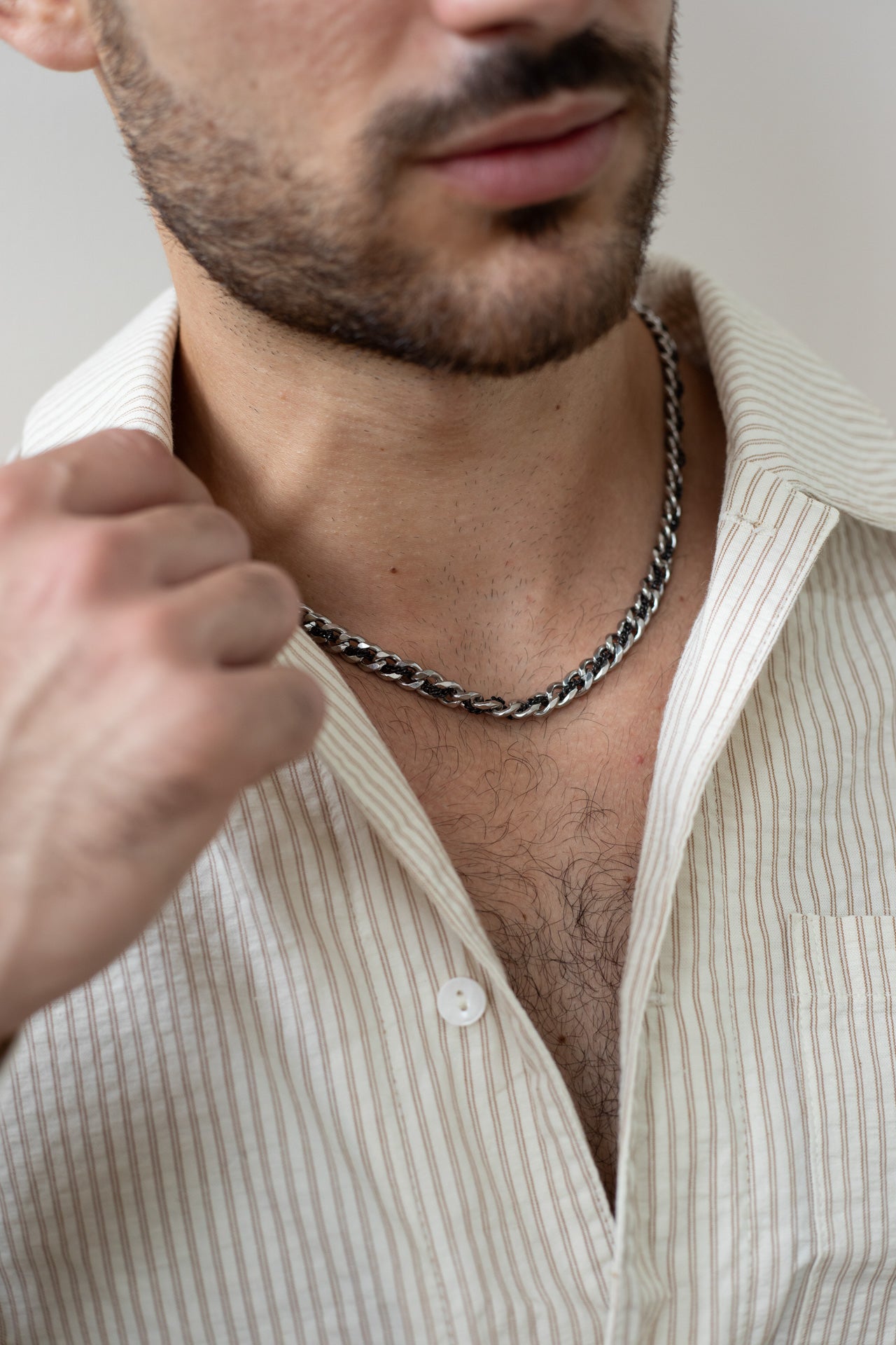 Silver and Black Woven Chain Necklace - svnx