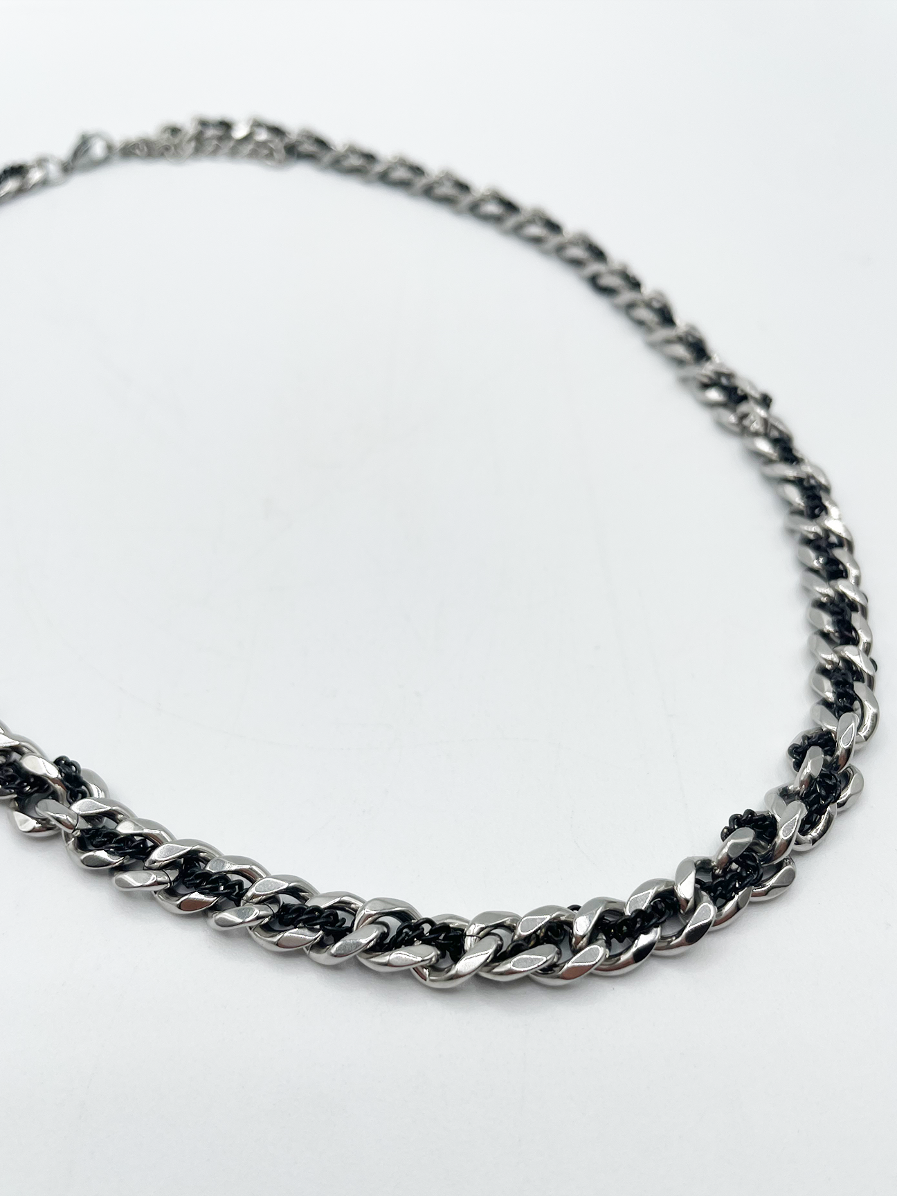 Silver and Black Woven Chain Necklace - svnx