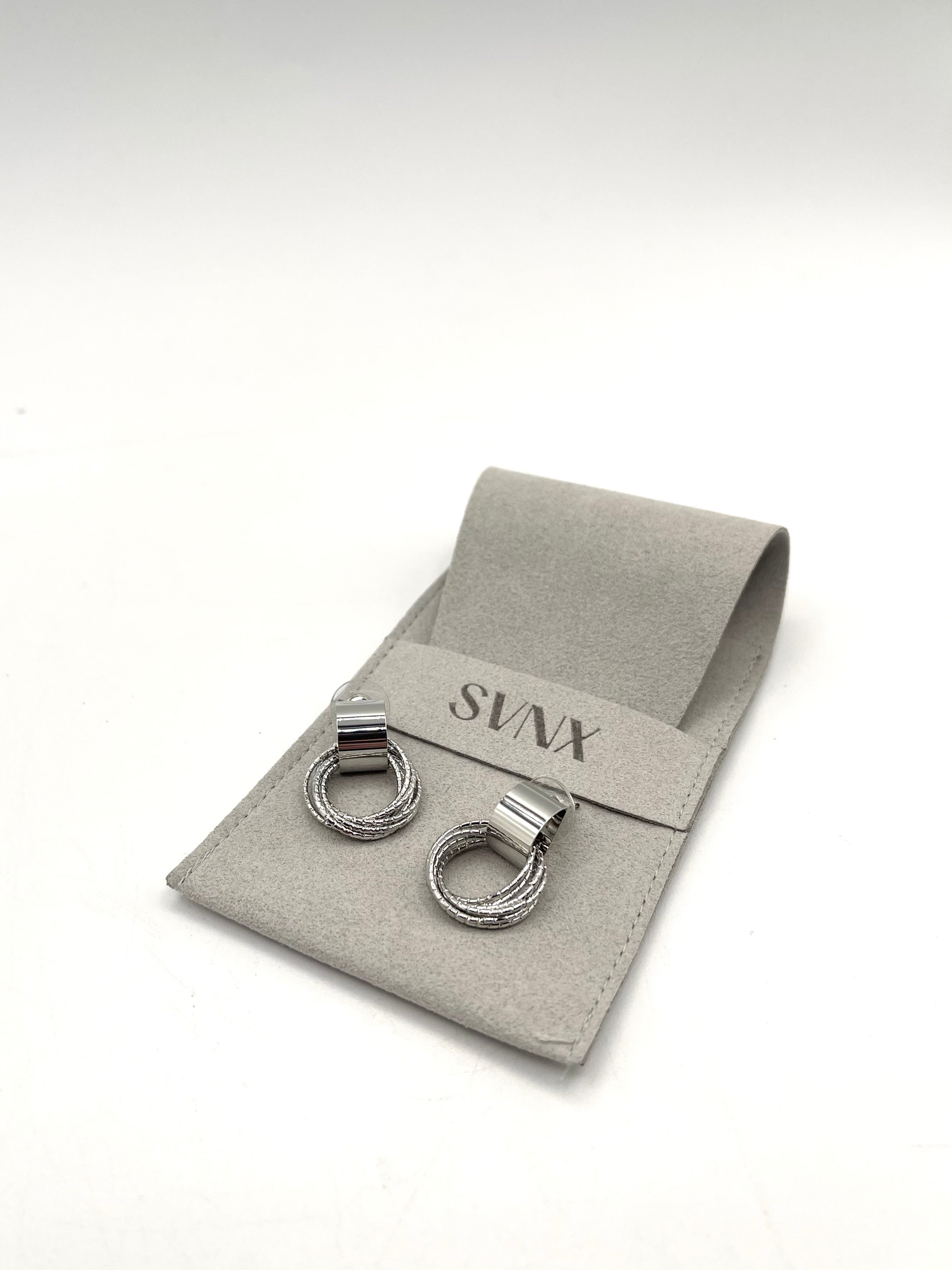 Multi-Layer Circle Stud Earrings in Silver - svnx