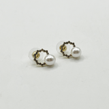 Pearl Stud Earring on Diamante Circular Wreath