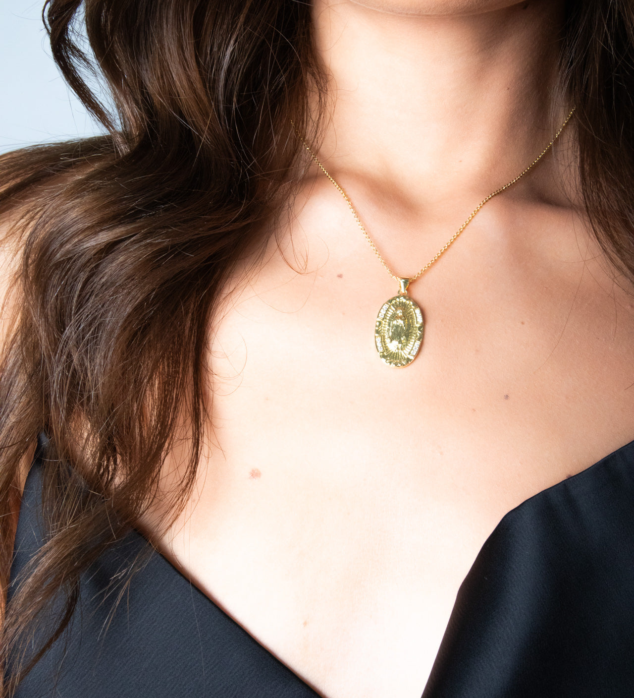 Virgin Mary Pendant Necklace with Gift Box - svnx