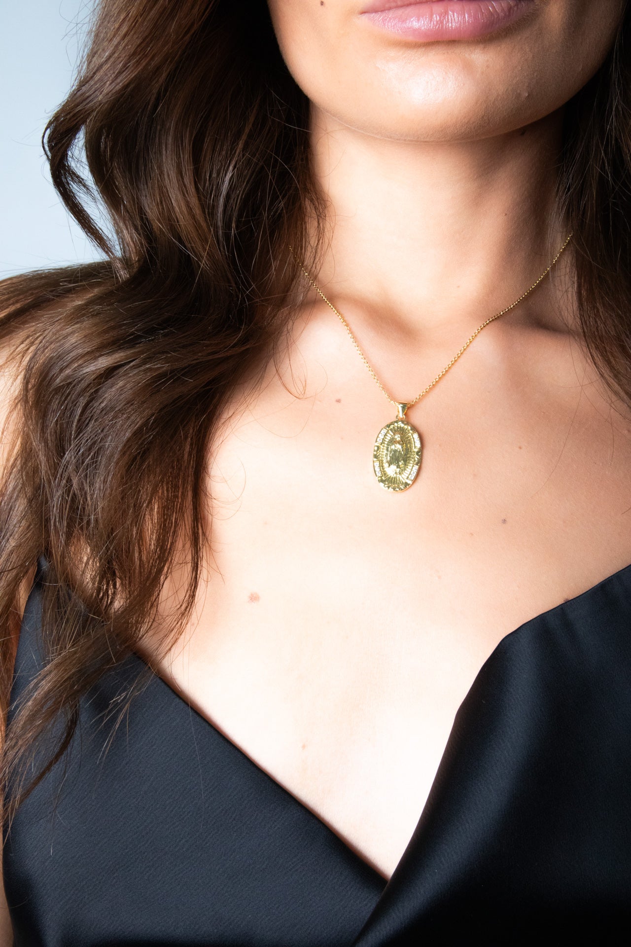 Virgin Mary Pendant Necklace with Gift Box - svnx