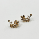 Pearl Leaf Stud Earring in Gold