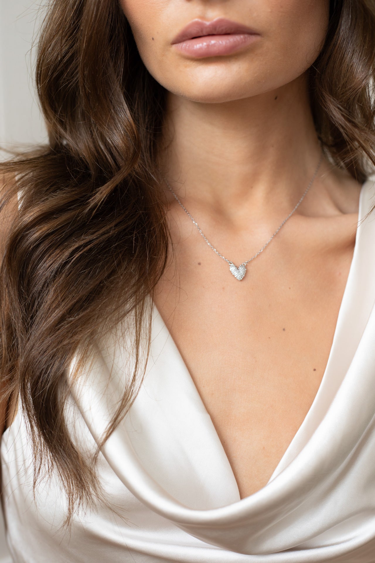 Diamante Heart Pendant Necklace in Silver - svnx