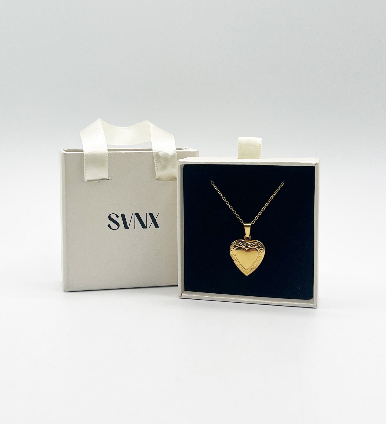 Large Heart Locket Necklace in Gold - Gift Boxed - svnx