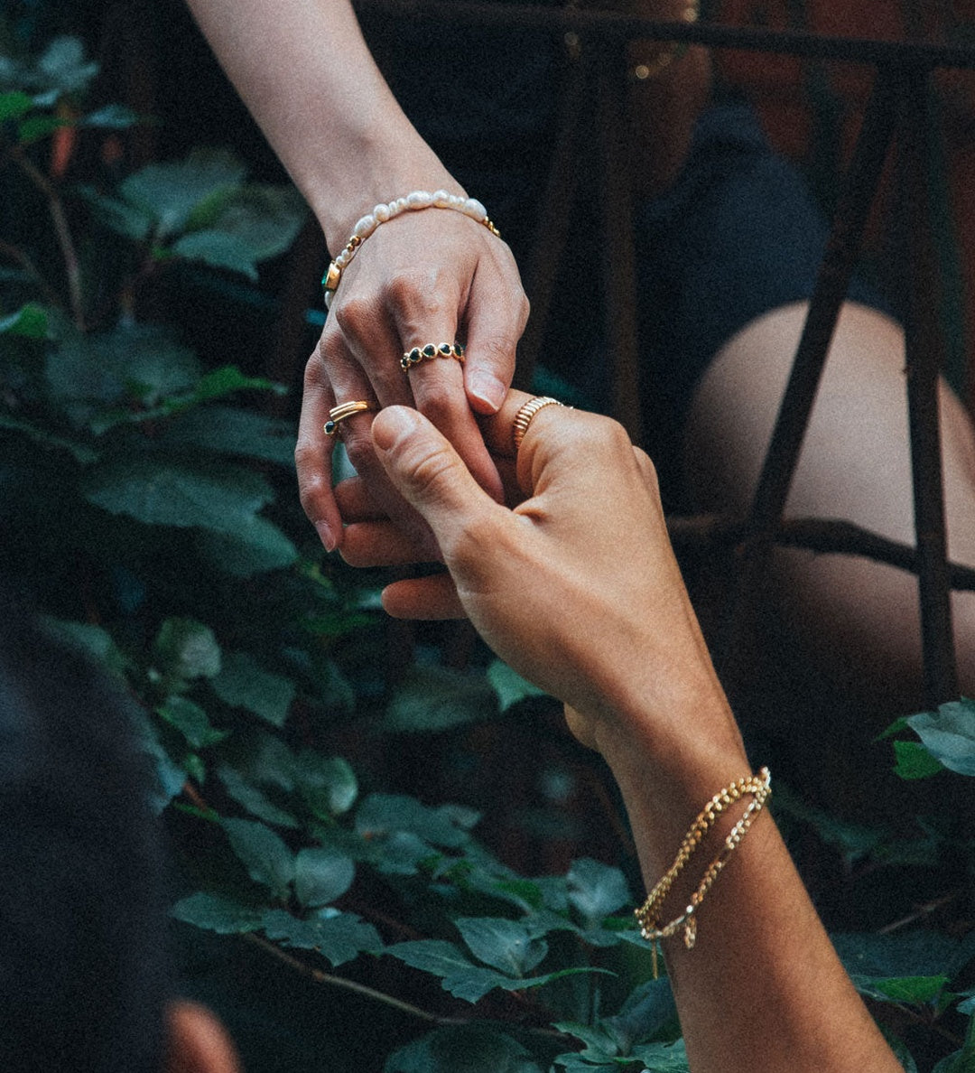 The Atlas' Ring in Gold and Green
