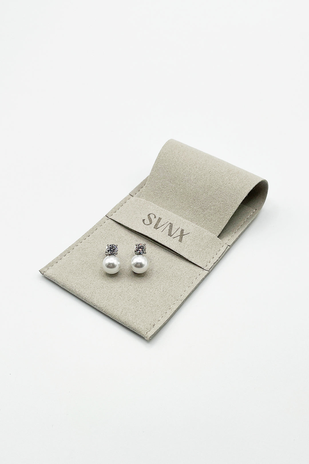 Pearl Diamante Earrings in Silver - svnx
