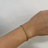 Heart Link Bracelet in Gold - svnx