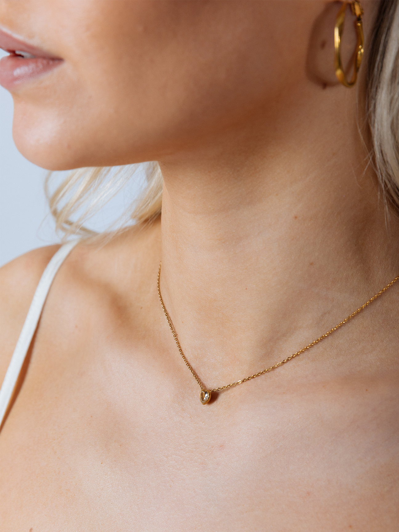 Mini Crystal Heart Necklace in Gold - Gift Boxed - svnx