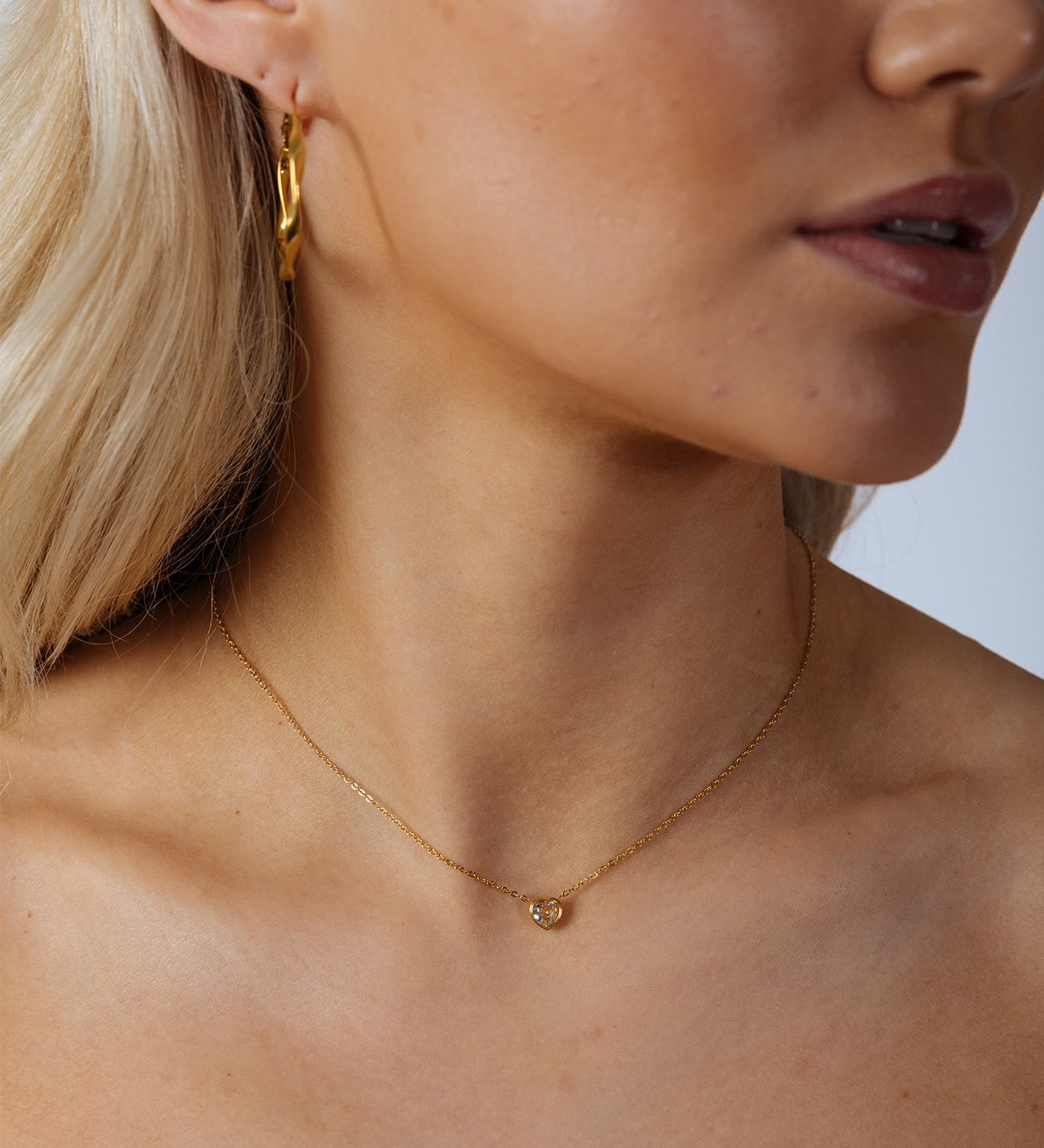 Mini Crystal Heart Necklace in Gold - Gift Boxed - svnx