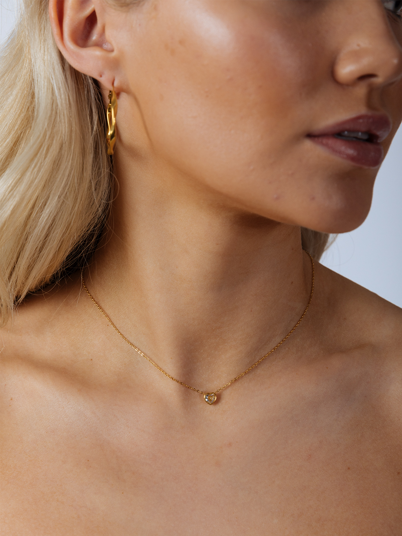 Mini Crystal Heart Necklace in Gold - Gift Boxed - svnx