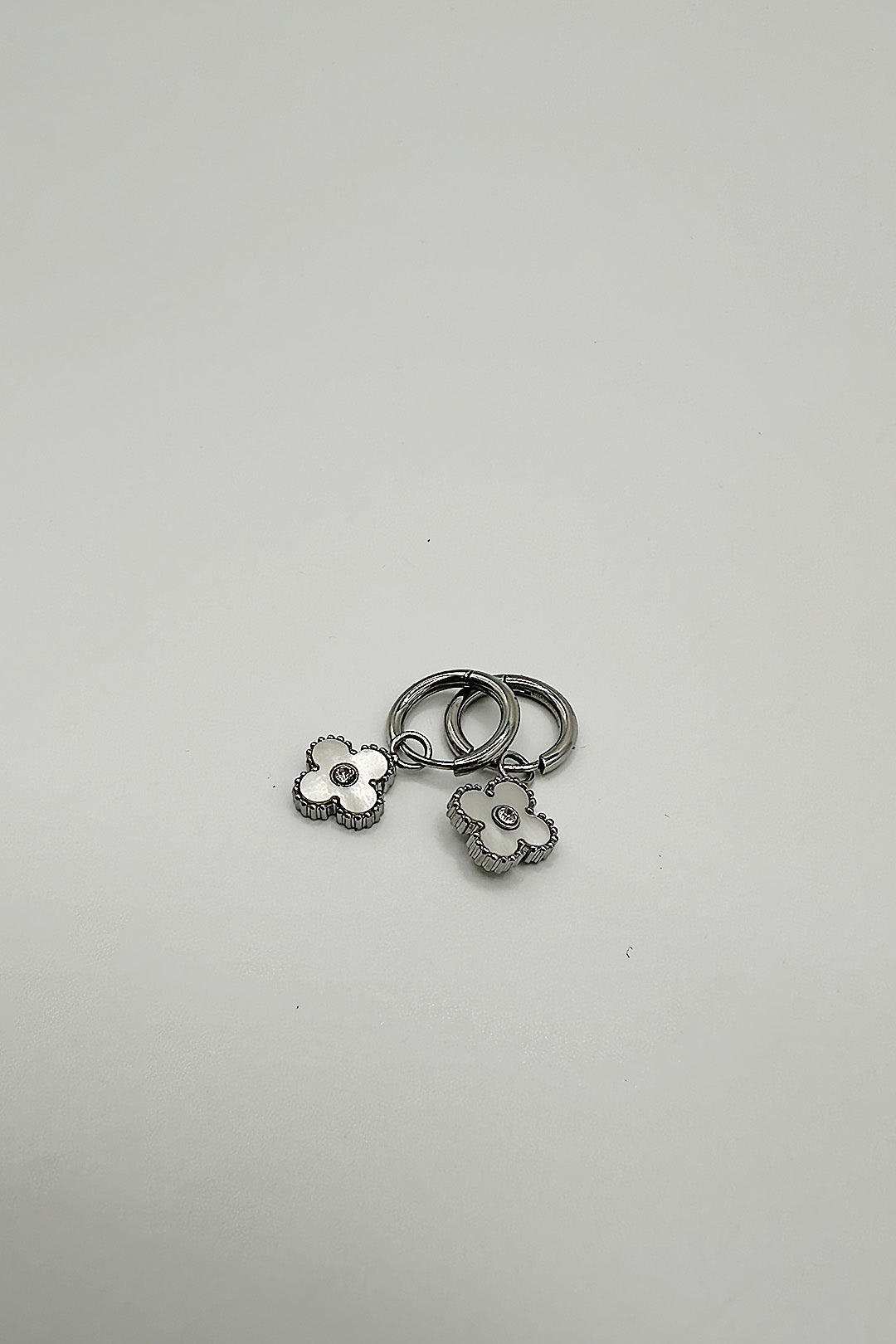 Mini Clover Drop Hoop Earrings in Silver - svnx