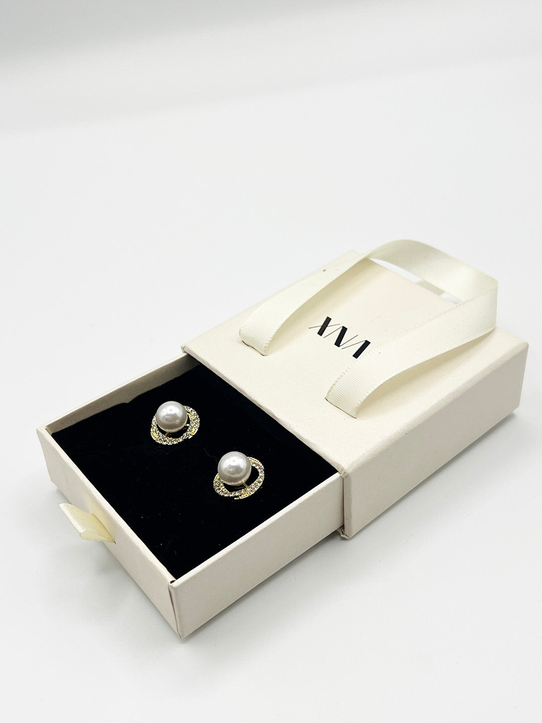 Pearl Diamante Stud Earrings - Gift Boxed - svnx