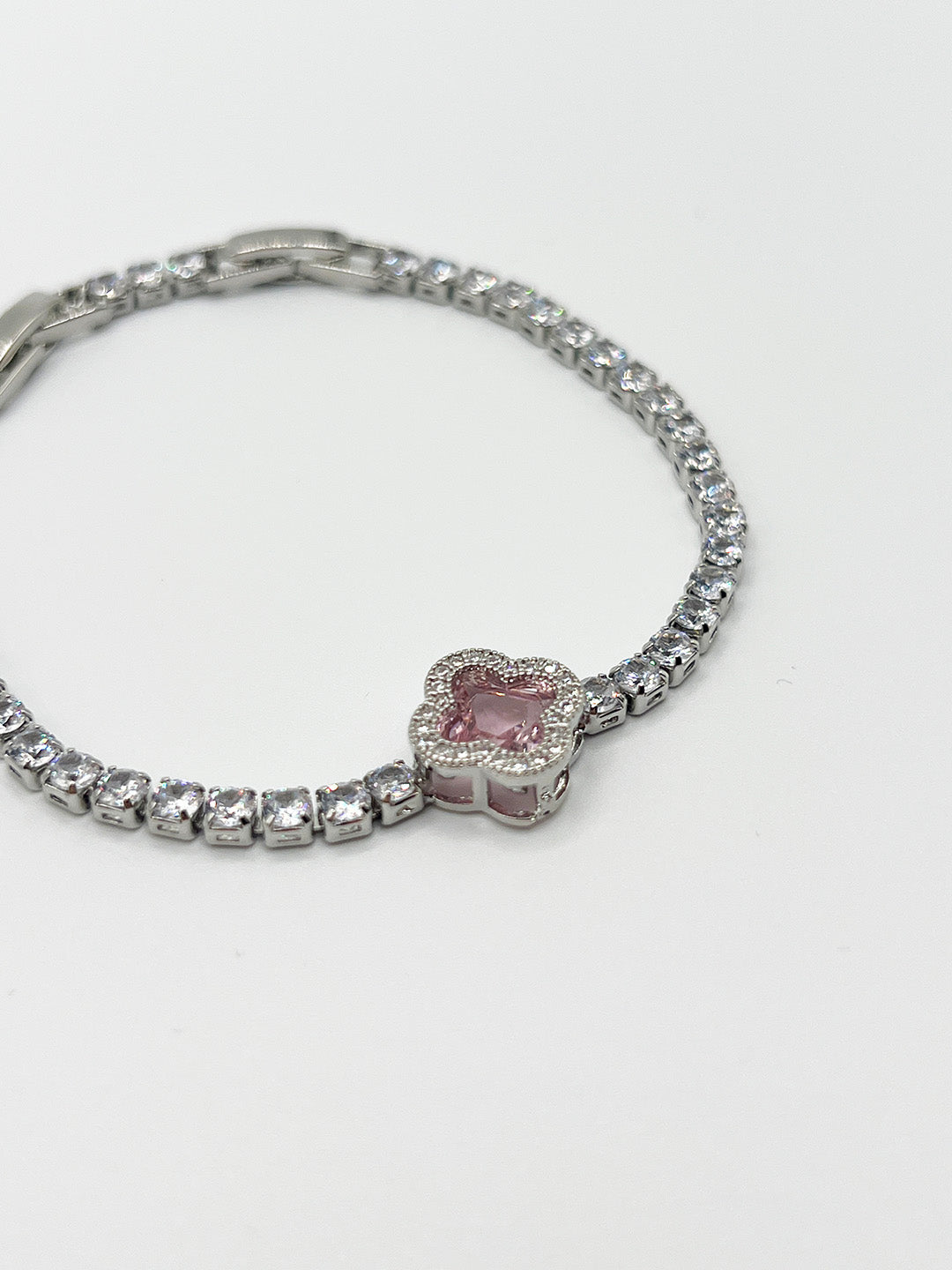 Pink Clover Diamante Bracelet - Gift Boxed - svnx