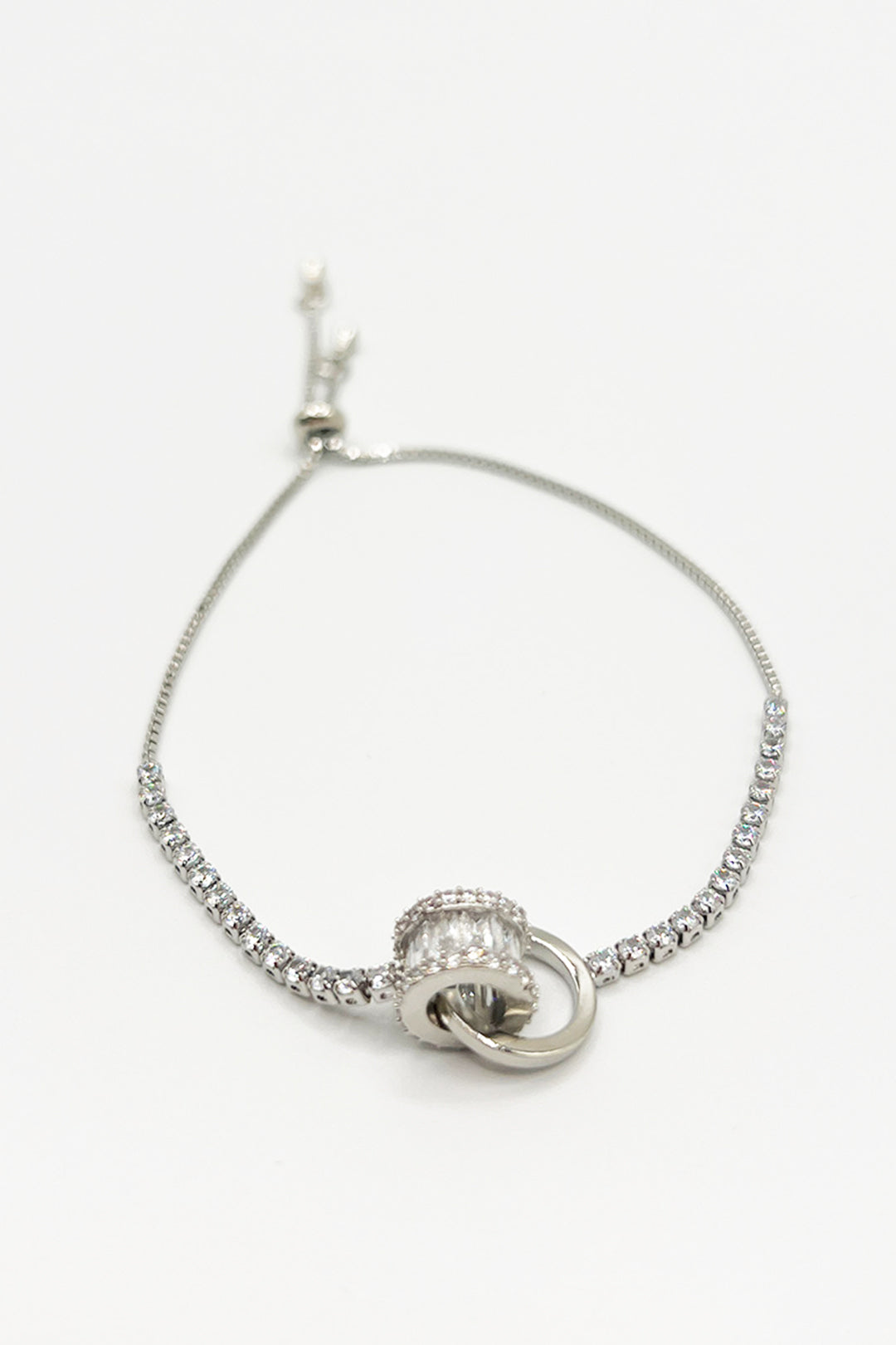 Double Ring Diamante Bracelet In Silver - Gift Boxed - svnx
